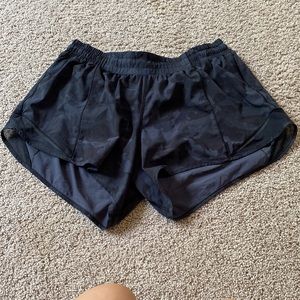 Lulu black camo hotty hots size 10 tall